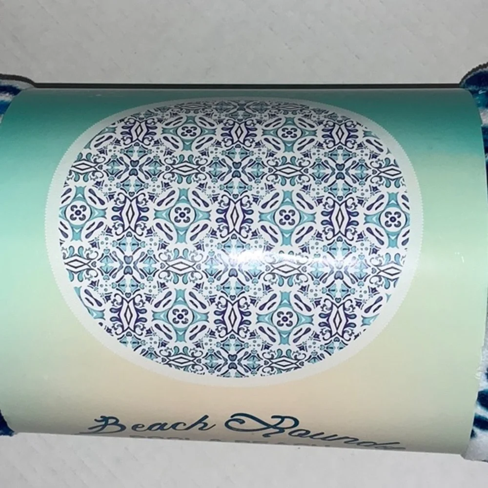 NWT Beach Rounds Oeko-Tex Beach Towel Round Pool Towel 65 in Diameter